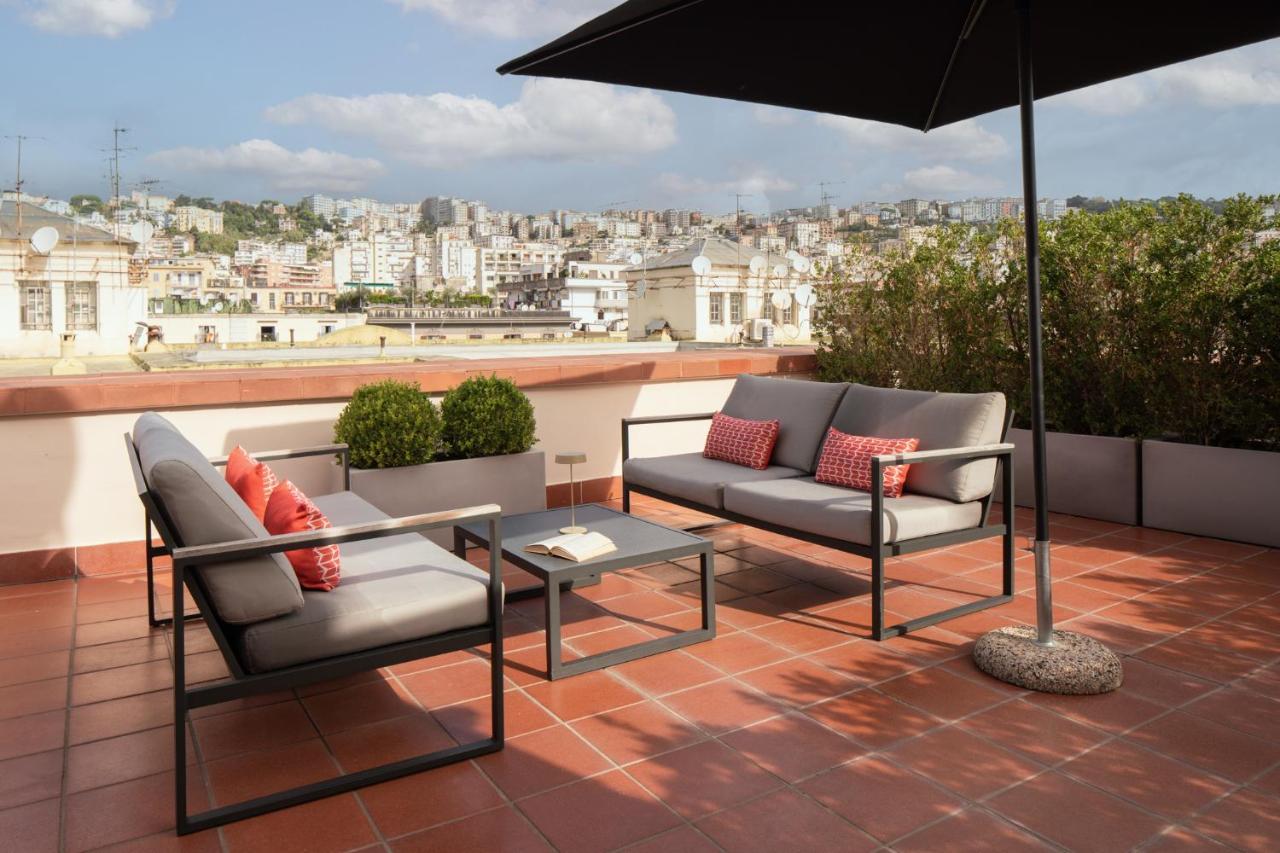 Caracciolo 13 Rooftop & Suites Napoli Eksteriør billede